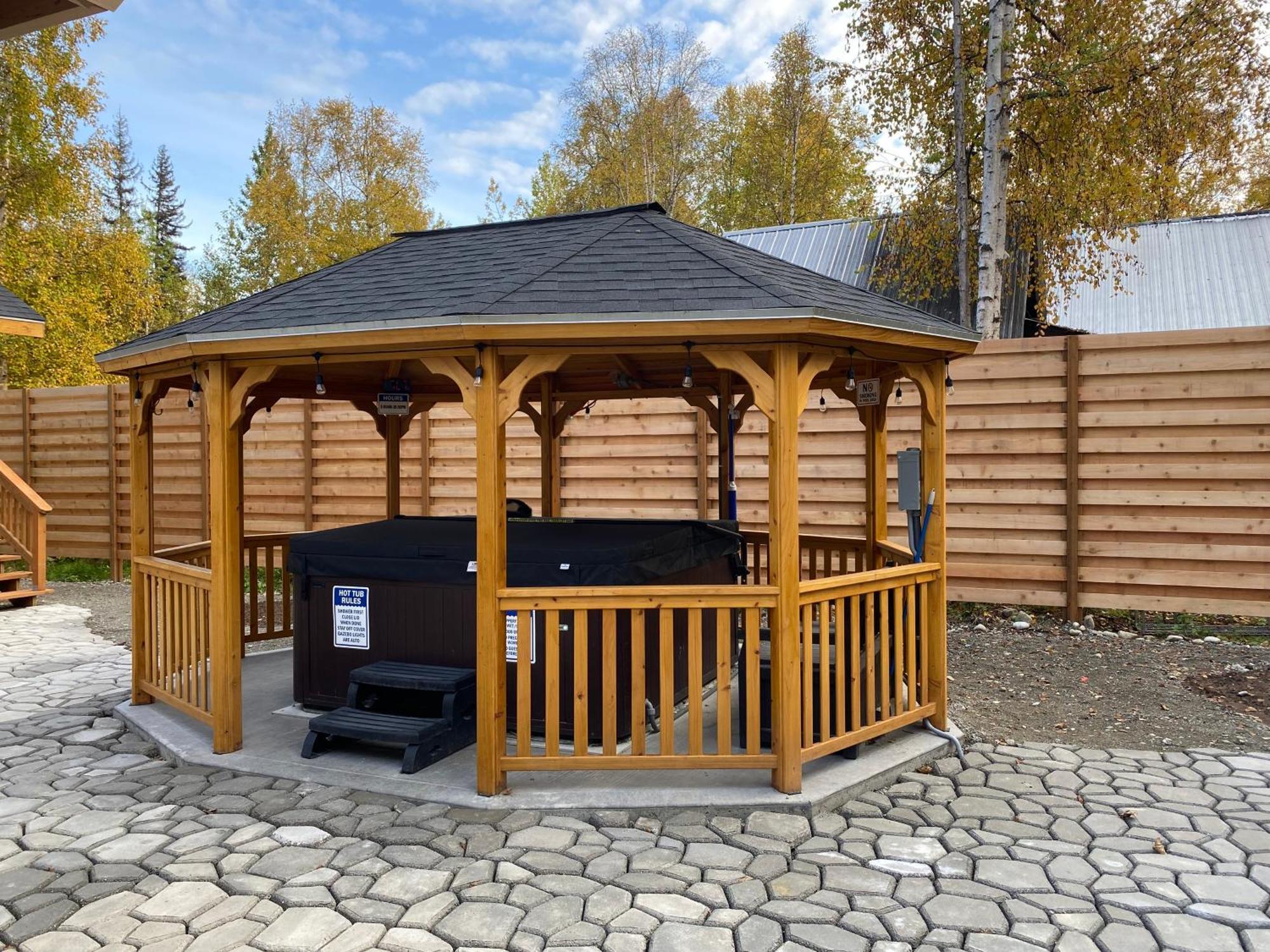 Talkeetna Log Cabin With Hot Tub Unit 1 Eksteriør bilde