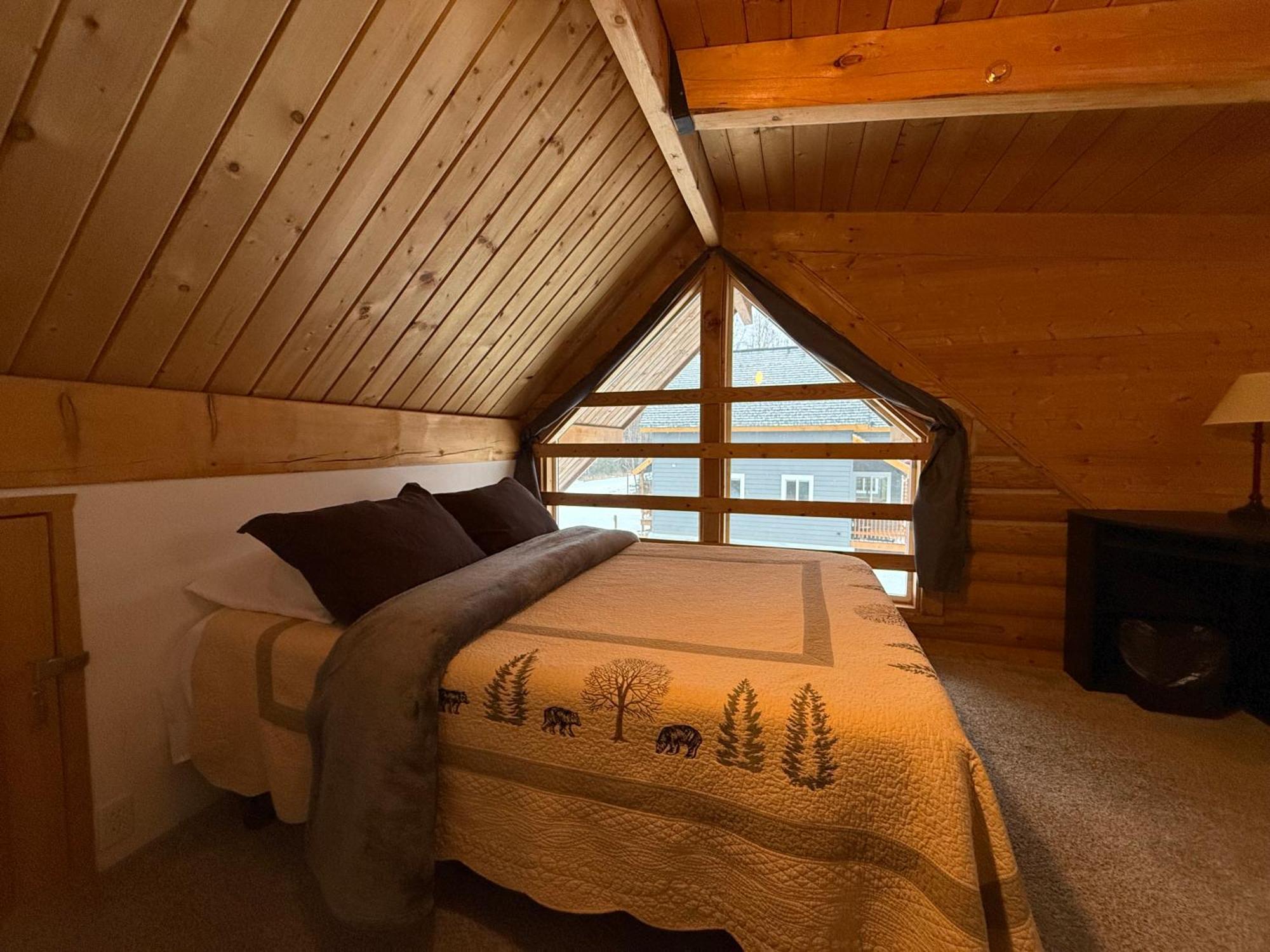 Talkeetna Log Cabin With Hot Tub Unit 1 Eksteriør bilde